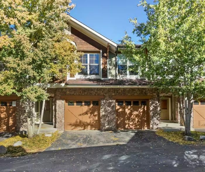 Winter Park Multi-Family Luxury Compound exterior