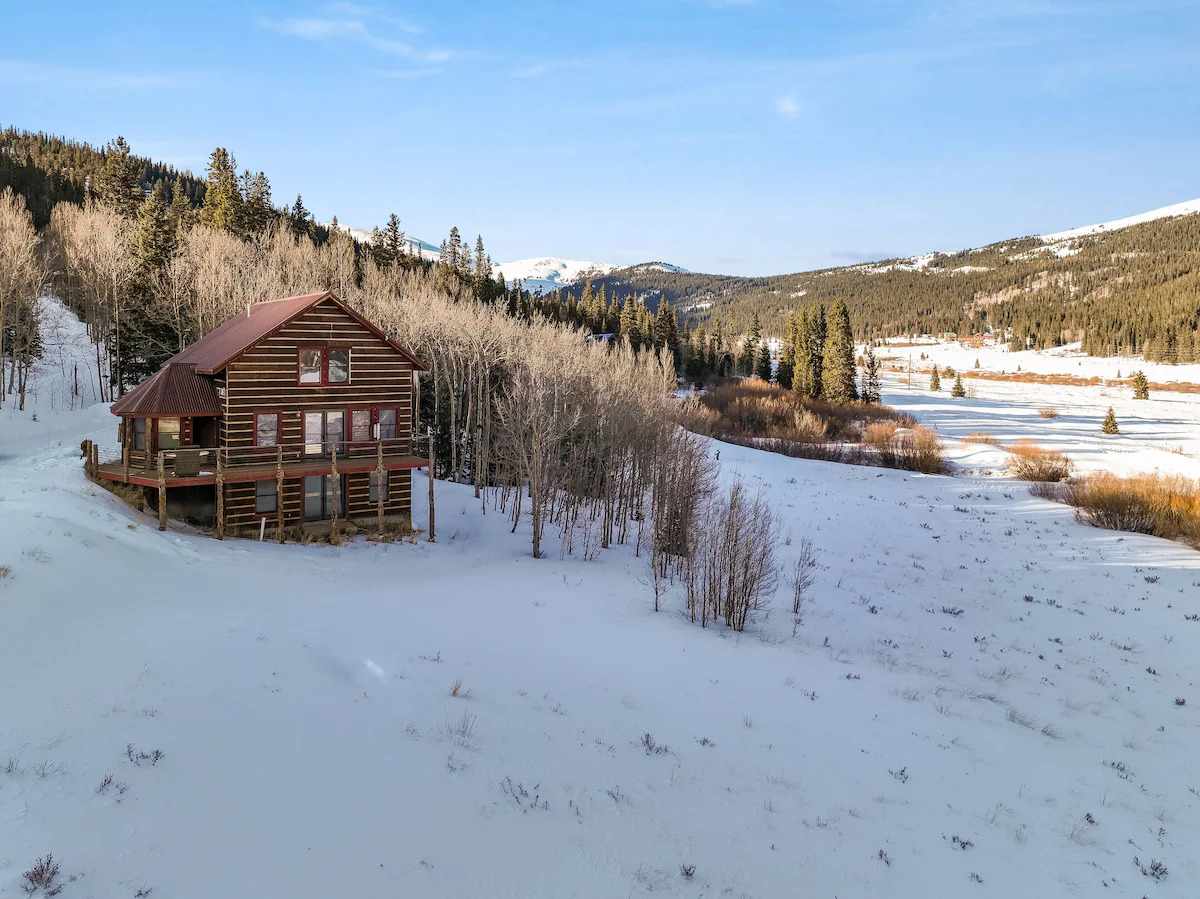 Peterson Valley  Lodge Alma Cabin with Hot Tub Mountain Views and Family Amenities