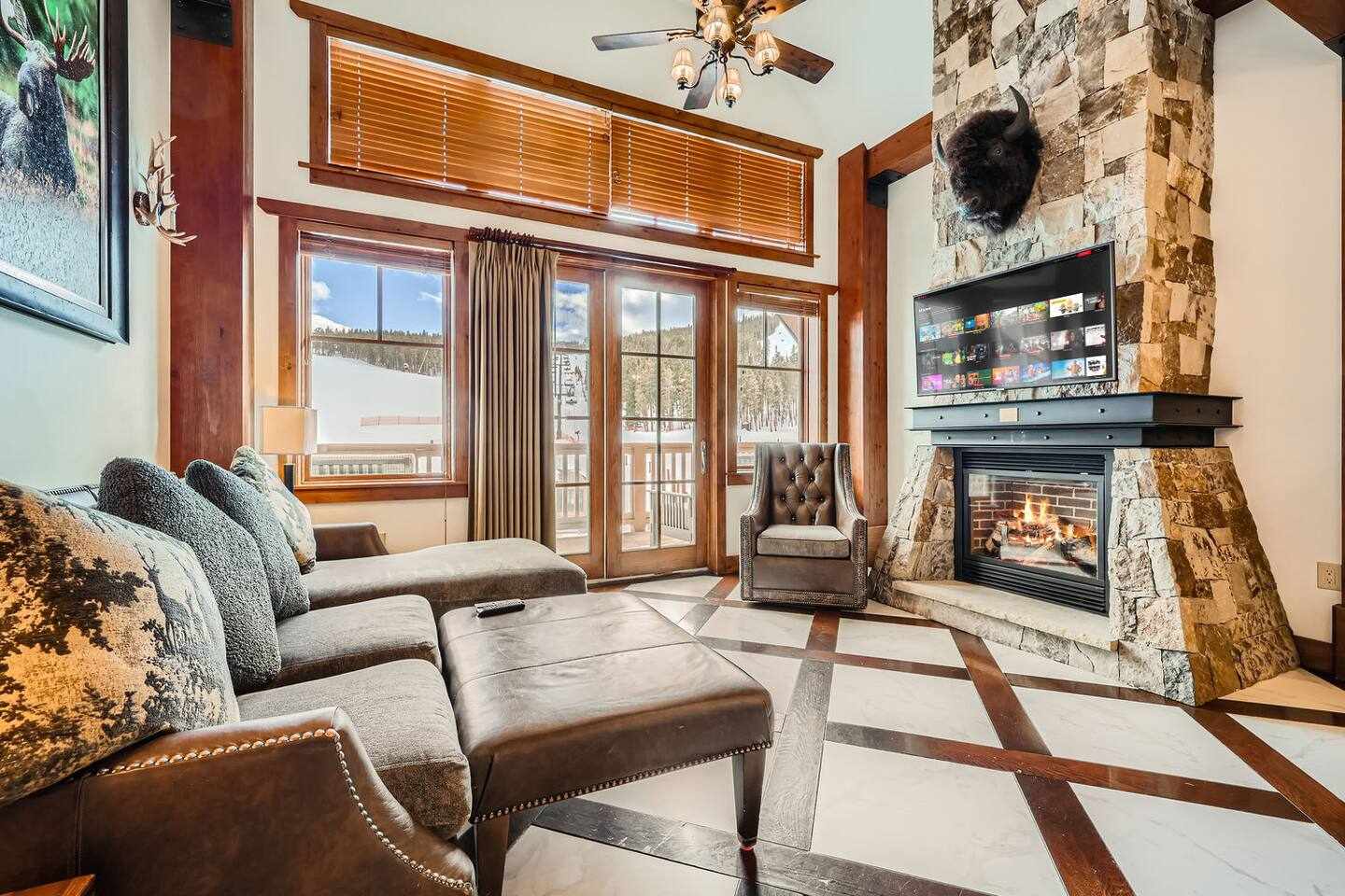 One Ski Hill 8506 Peak 8 Luxury Ski In Ski Out Slope Side Penthouse Near Gondola