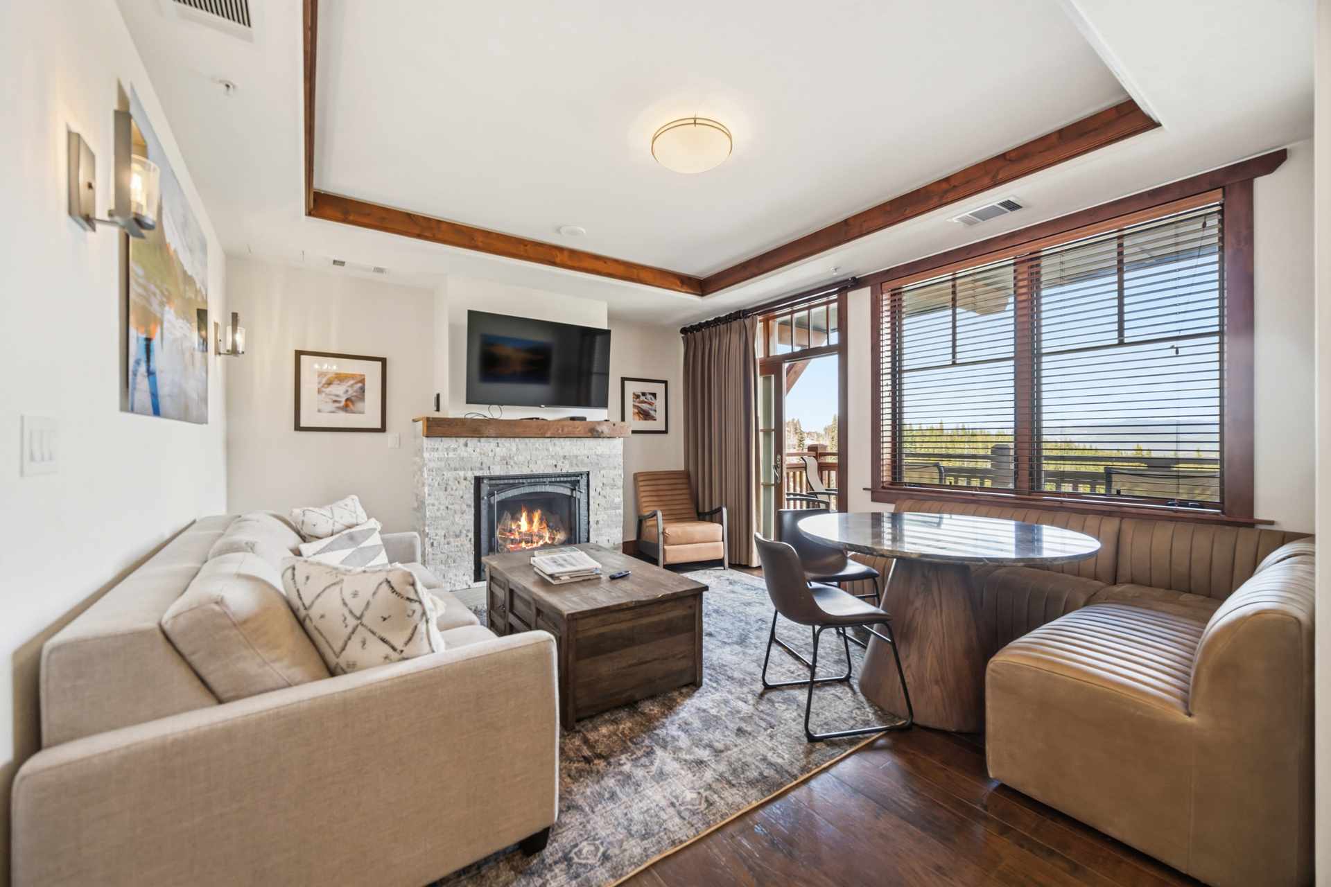 One Ski Hill 8312 Peak 8 Ski In Ski Out Luxury Suite with Bowling Alley Access