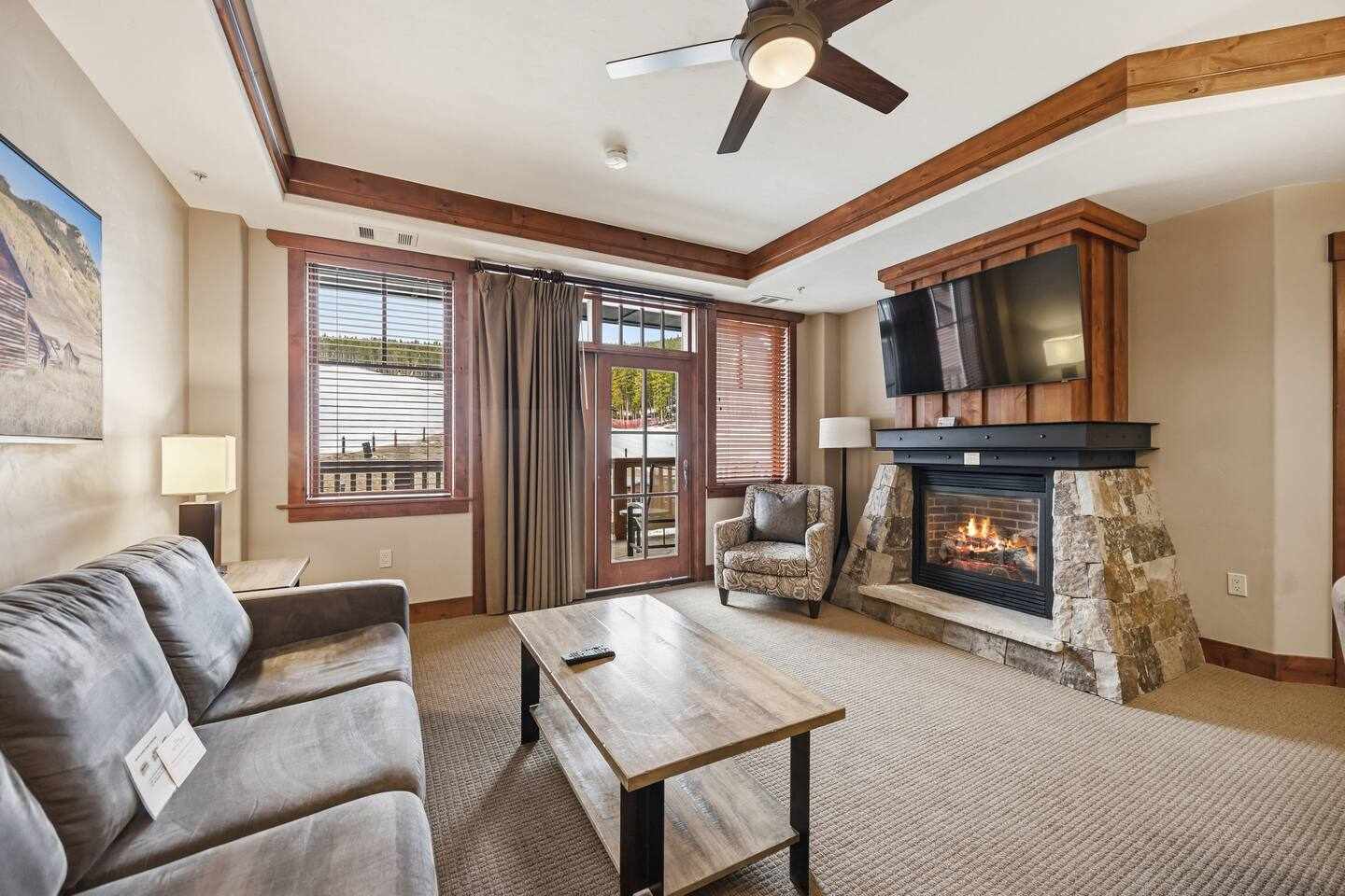 One Ski Hill 8407 Peak 8 Air Conditioned 2BR Slopeside Residence