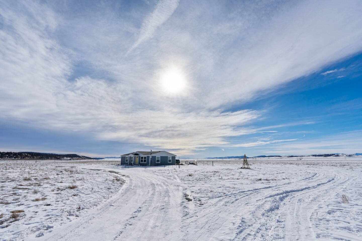 Gilson Ranch Forty Acre Mountain Estate with Hot Tub Wildlife and Big Sky Views
