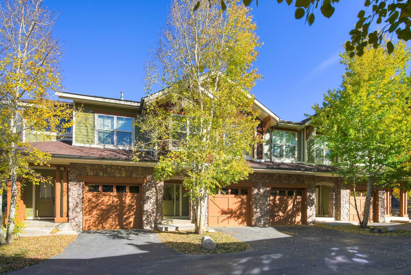 Winter Park Luxury Townhome 4 Bedroom with River Views Near Resort view 3