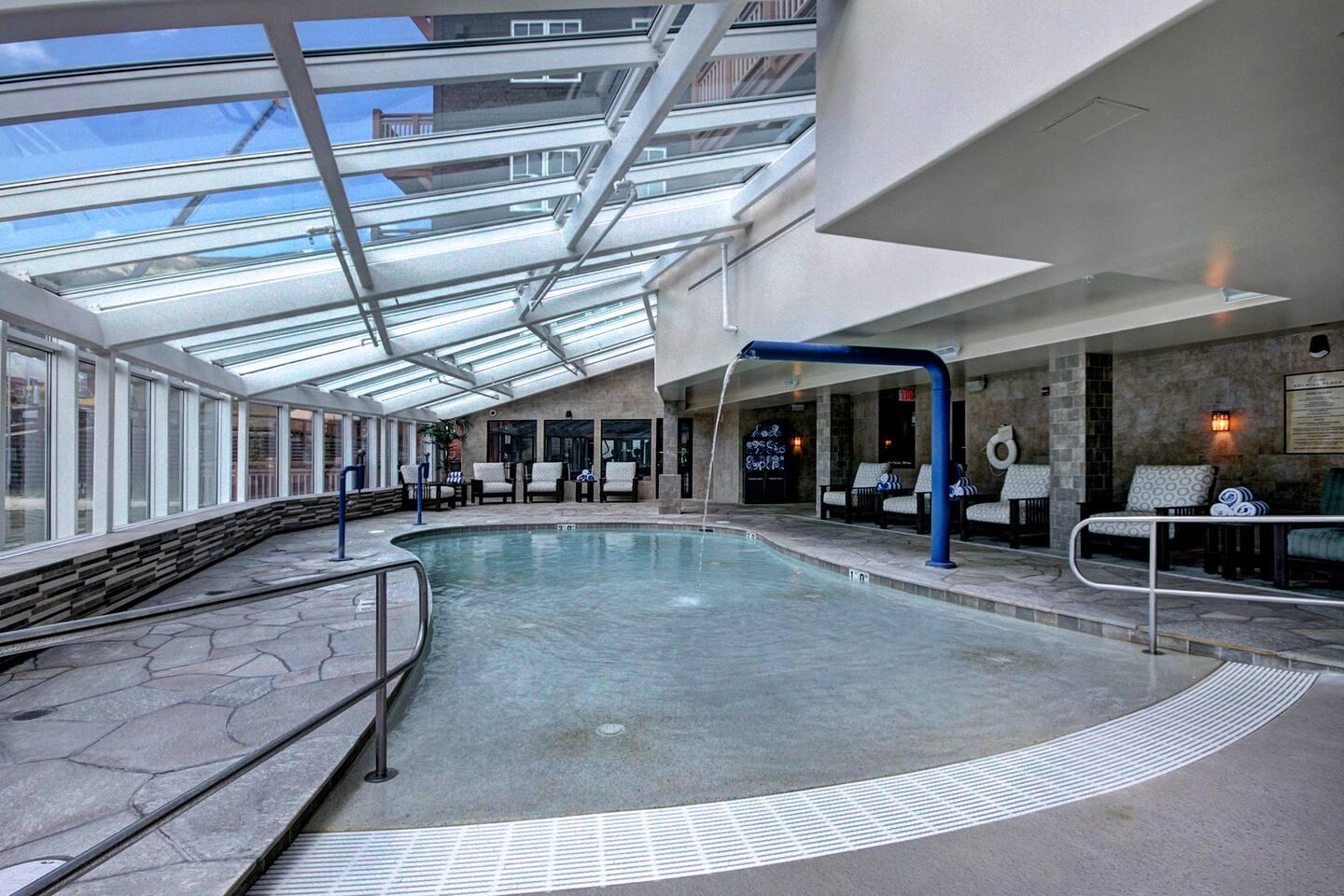 One Ski Hill 8505 Peak 8 Luxury Ski In Ski Out Slope Side Penthouse with Mountain Views view 4