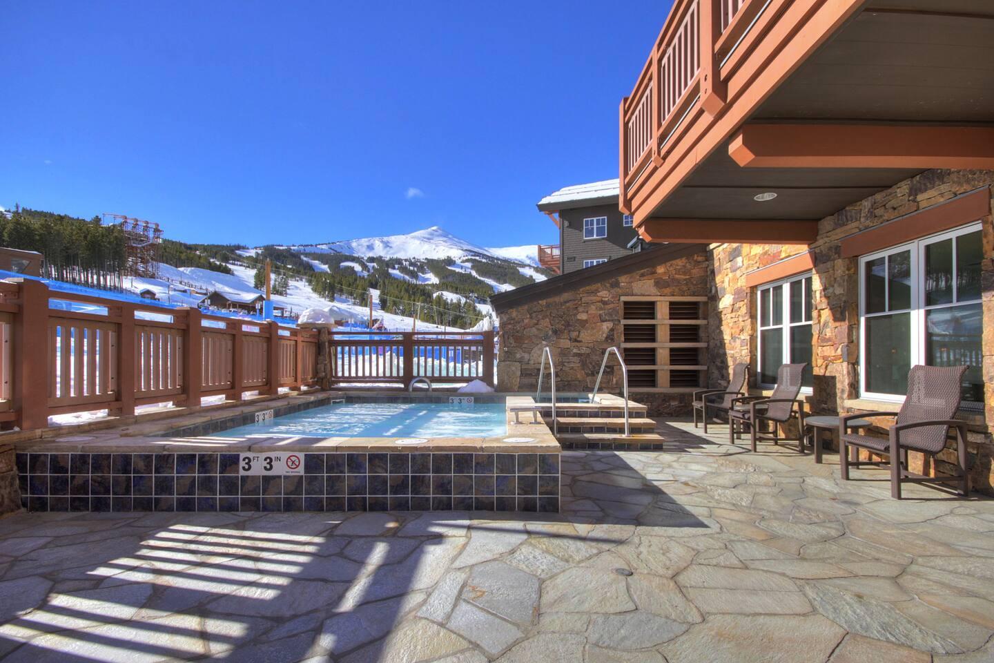 One Ski Hill 8506 Peak 8 Luxury Ski In Ski Out Slope Side Penthouse Near Gondola view 5