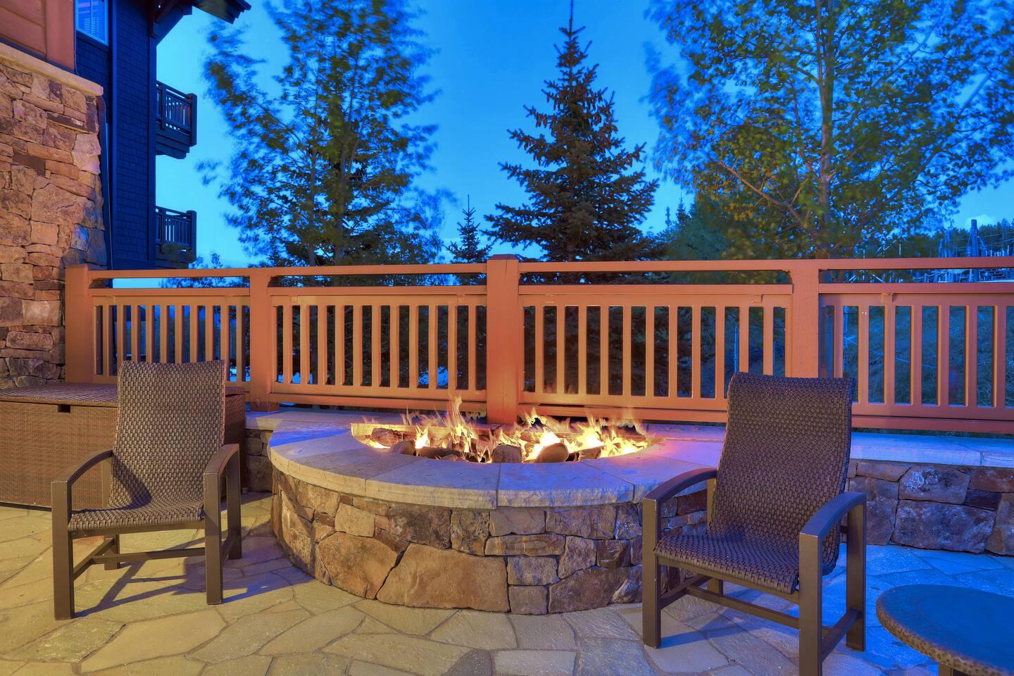 One Ski Hill 8102 Peak 8 Ski In Ski Out Resort Suite with Pool and Spa view 3