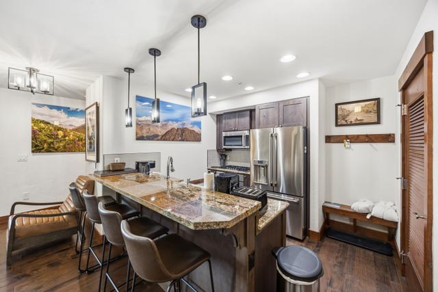 One Ski Hill 8312 Peak 8 Ski In Ski Out Luxury Suite with Bowling Alley Access — 5