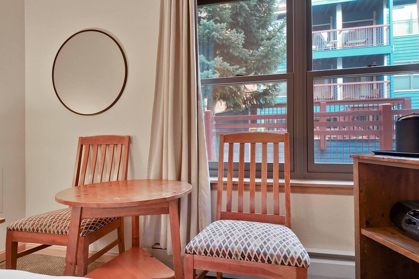 Downtown Breck Studio | 2 Queens, Pool & Gondola view 3
