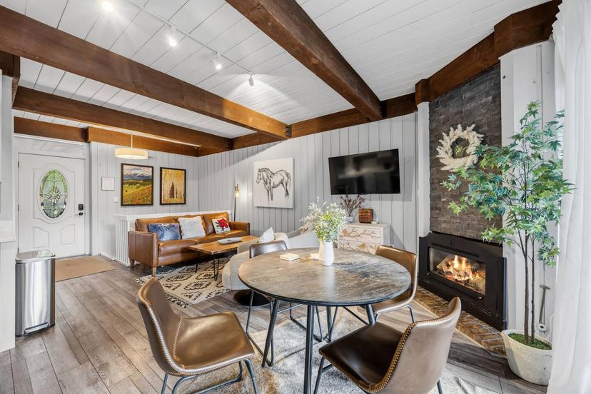 Downtown Breckenridge Luxe Condo — 1