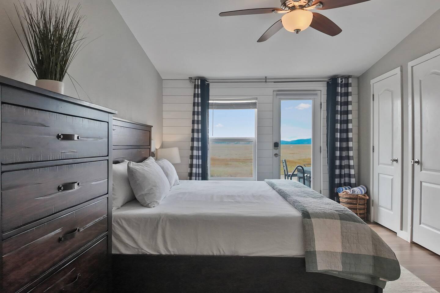Gilson Ranch Forty Acre Mountain Estate with Hot Tub Wildlife and Big Sky Views view 3