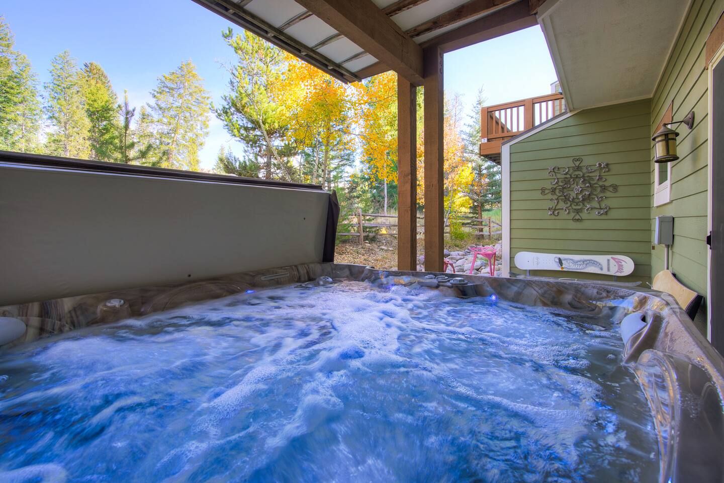 Winter Park Luxury Townhome 4 Bedroom with River Views Near Resort main view