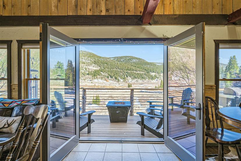 Peterson Valley Lodge Alma Cabin with Hot Tub Mountain Views and Family Amenities — 5