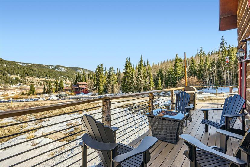 Peterson Valley Lodge Alma Cabin with Hot Tub Mountain Views and Family Amenities — 6