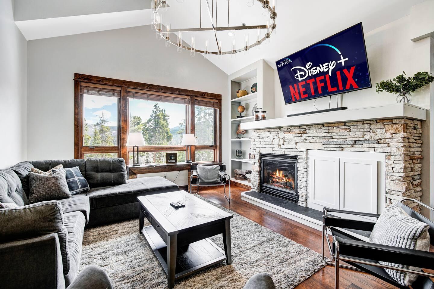 Blue Sky 603 Luxury Ski In Ski Out Penthouse with Pool Hot Tubs and Resort Access view 4
