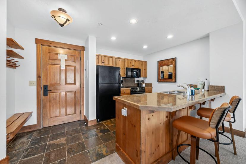 Mountain Thunder 5208 Premier Ski In Breckenridge Condo Steps to Lifts and Trails — 6