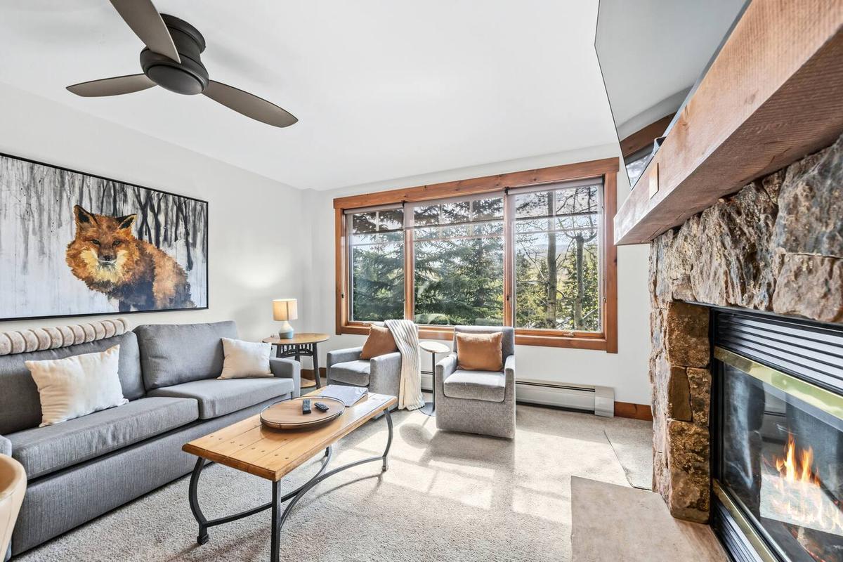 Mountain Thunder 5208 Premier Ski In Breckenridge Condo Steps to Lifts and Trails — hero