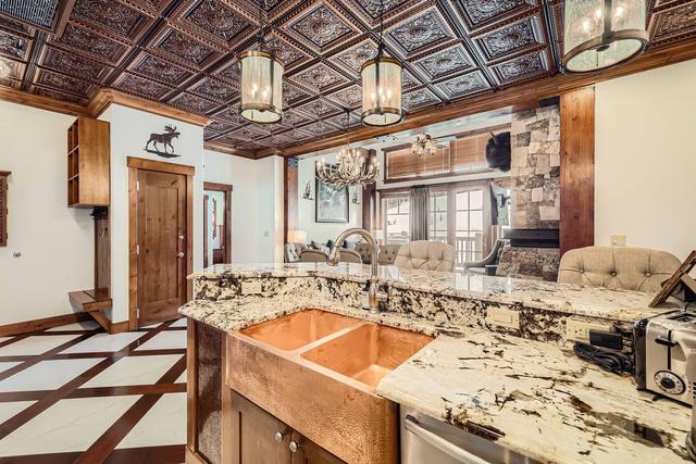One Ski Hill Combined 8505 and 8506 Peak 8 Ski In Ski Out Four Bedroom Penthouse — 2