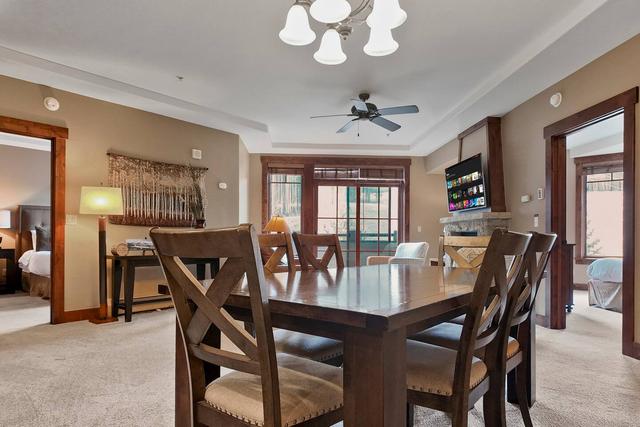 Peak 7 Slopeside Suite Ski In Ski Out Access with Resort Amenities and Hot Tubs — 2