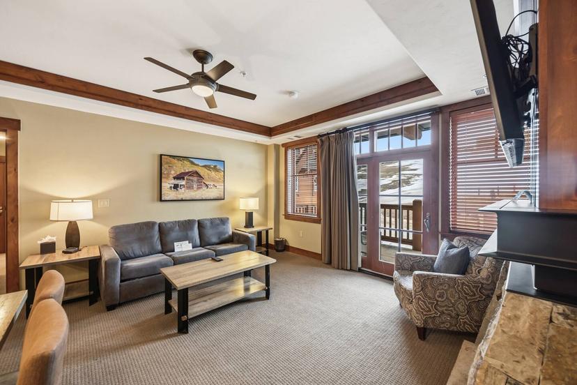 One Ski Hill 8407 Peak 8 Air Conditioned 2BR Slopeside Residence — 2