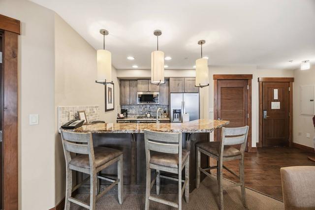 One Ski Hill 8407 Peak 8 Air Conditioned 2BR Slopeside Residence — 4