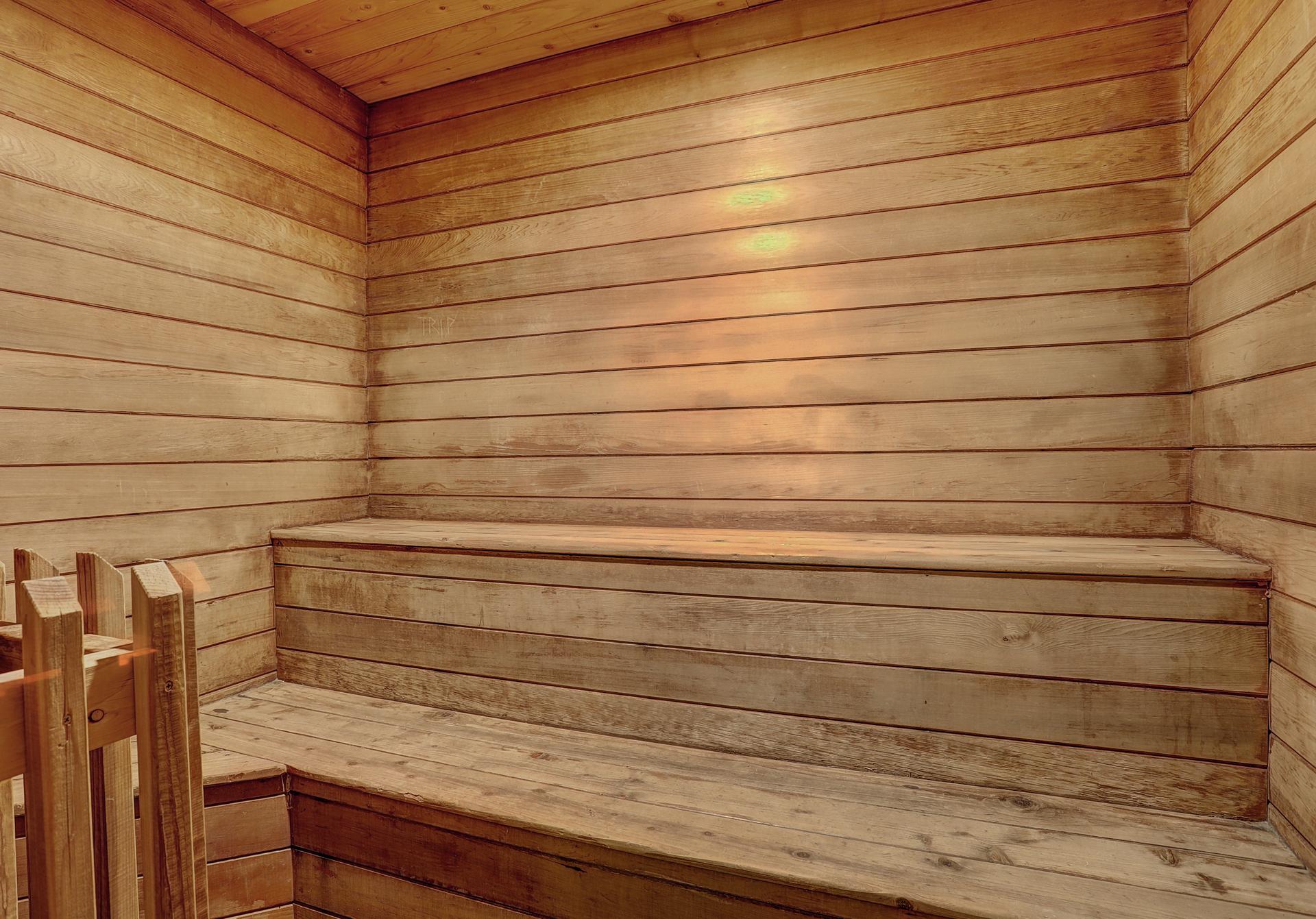 Keystone studio suite | Pool, hot tub & ski access view 4
